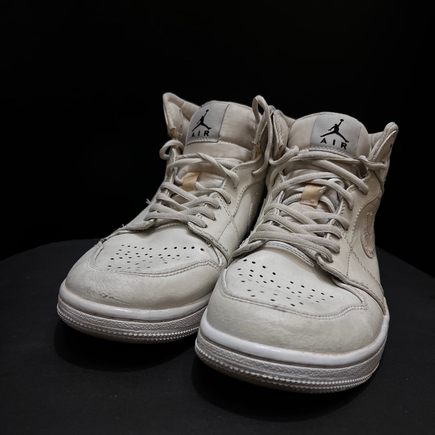 Air Jordan 1 Retro High PRM "Pure Platinum" 🤍 Size 11 & 12 Pak 🇵🇰