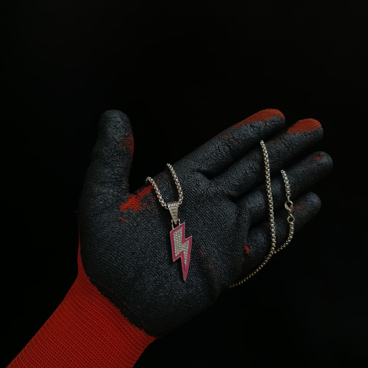 THE PINK SPARK Chain