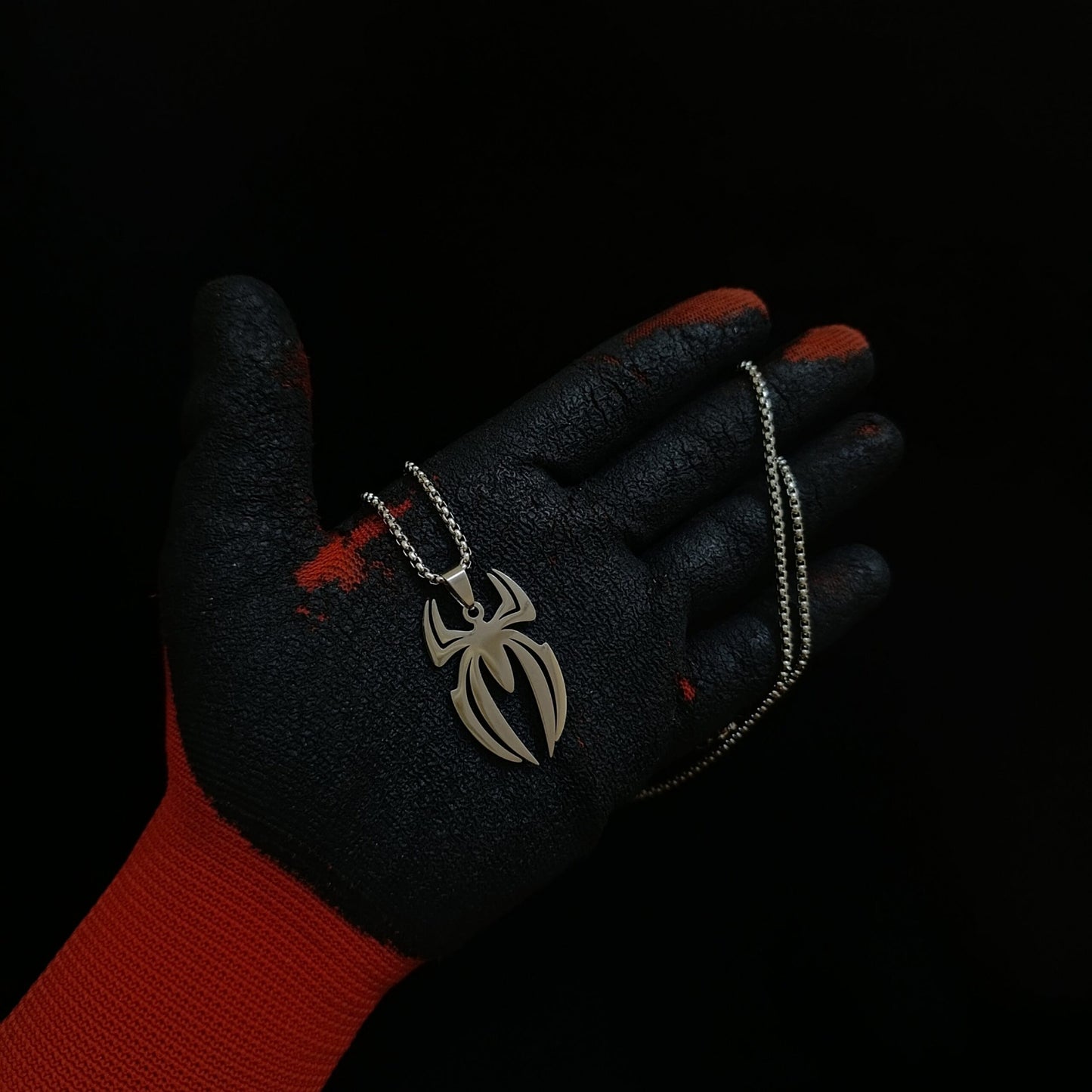 THE Spider Chain