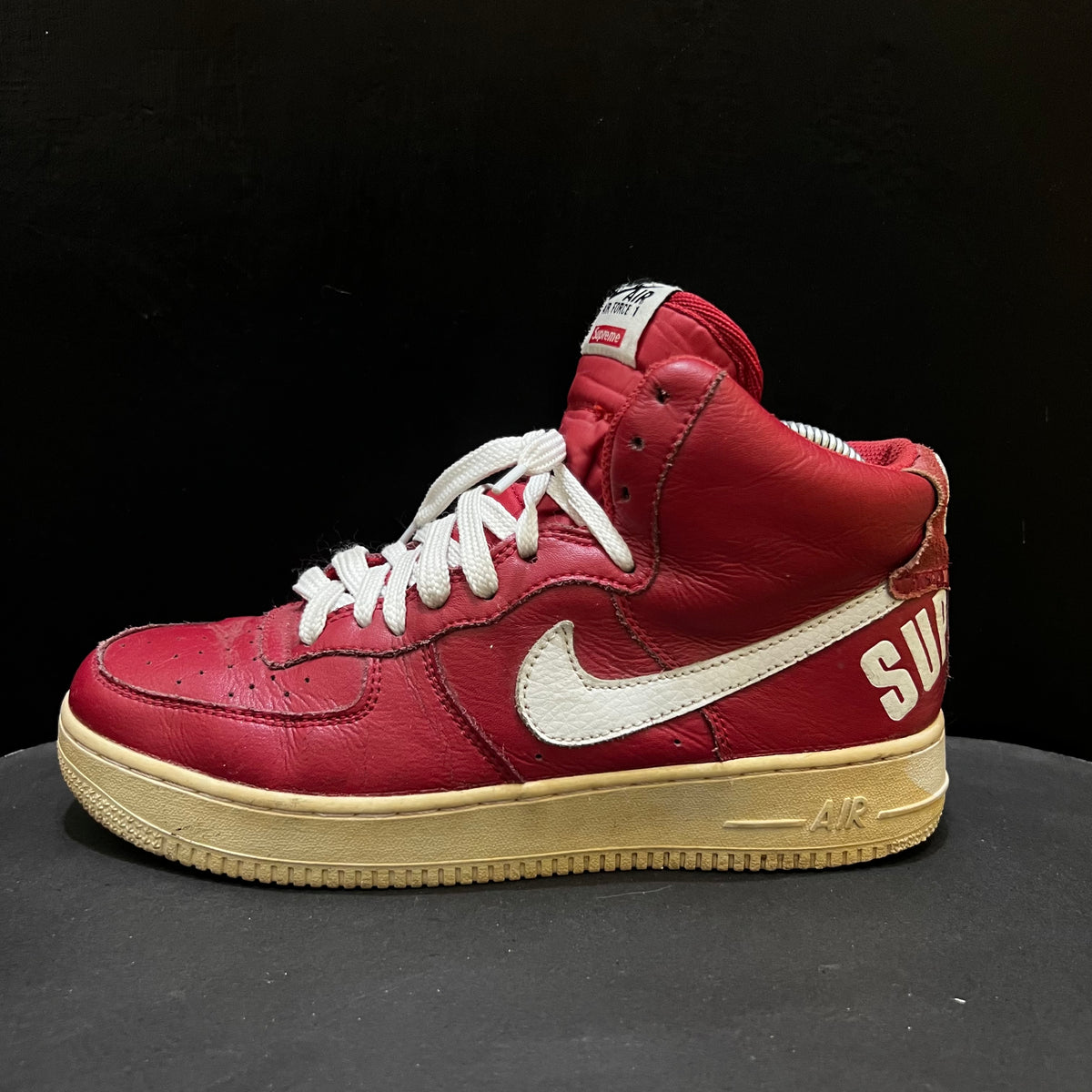 Red Supreme x Nike Air Force 1 High 🔥🥵 Size 6 & 7 Pak 🇵🇰