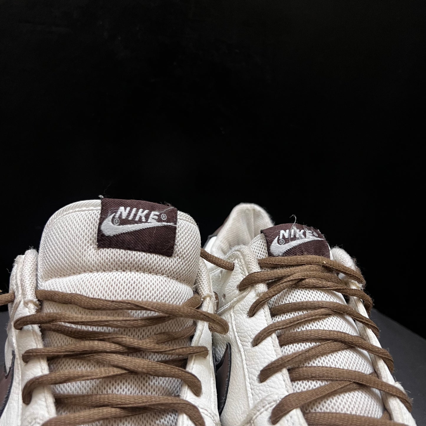 Nike Dunk Low Balenciga Sail 🤎
Size 9 & 10 Pak 🇵🇰