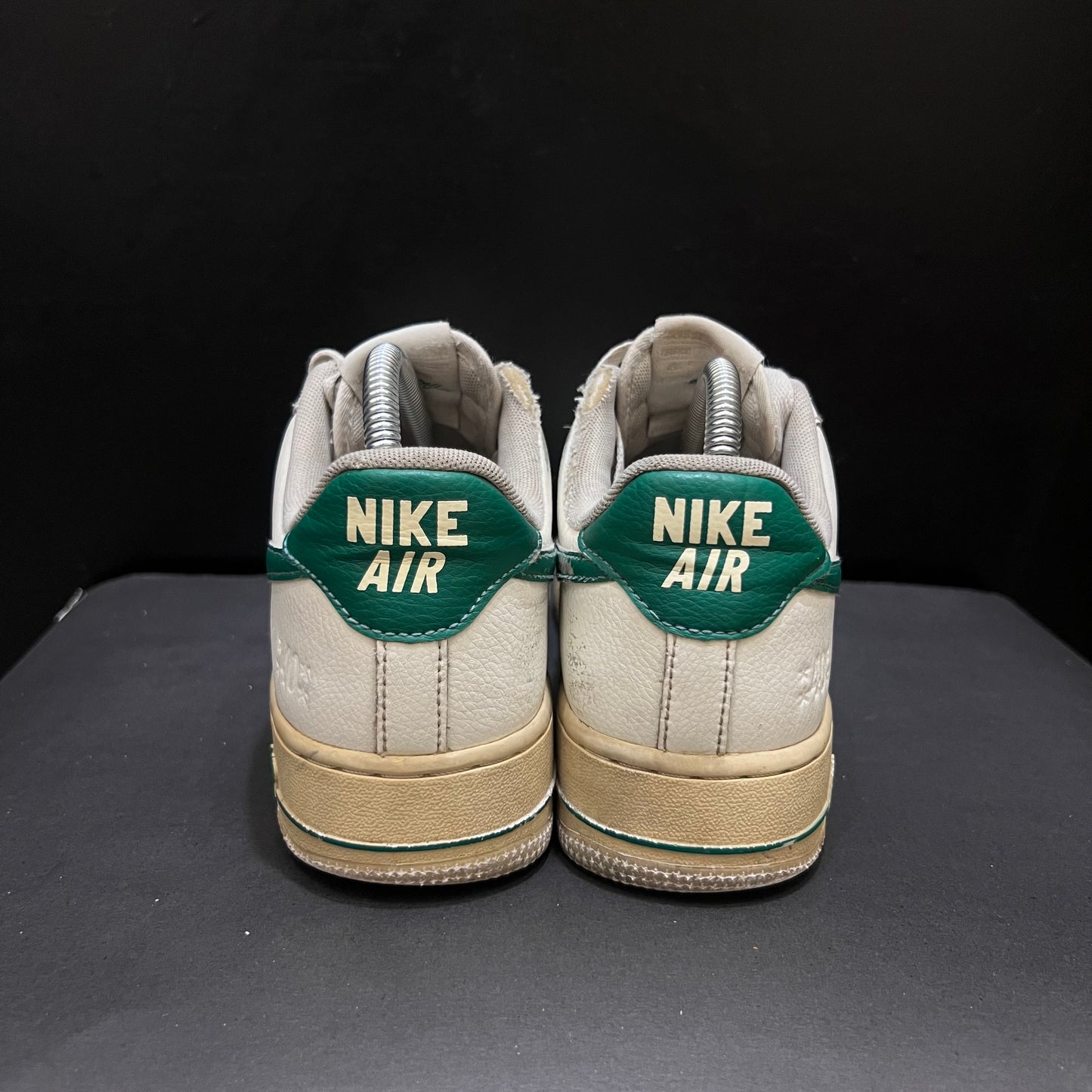 Nike Air Force 1 Low '07 LV8 💚 Size 6 Pak 🇵🇰