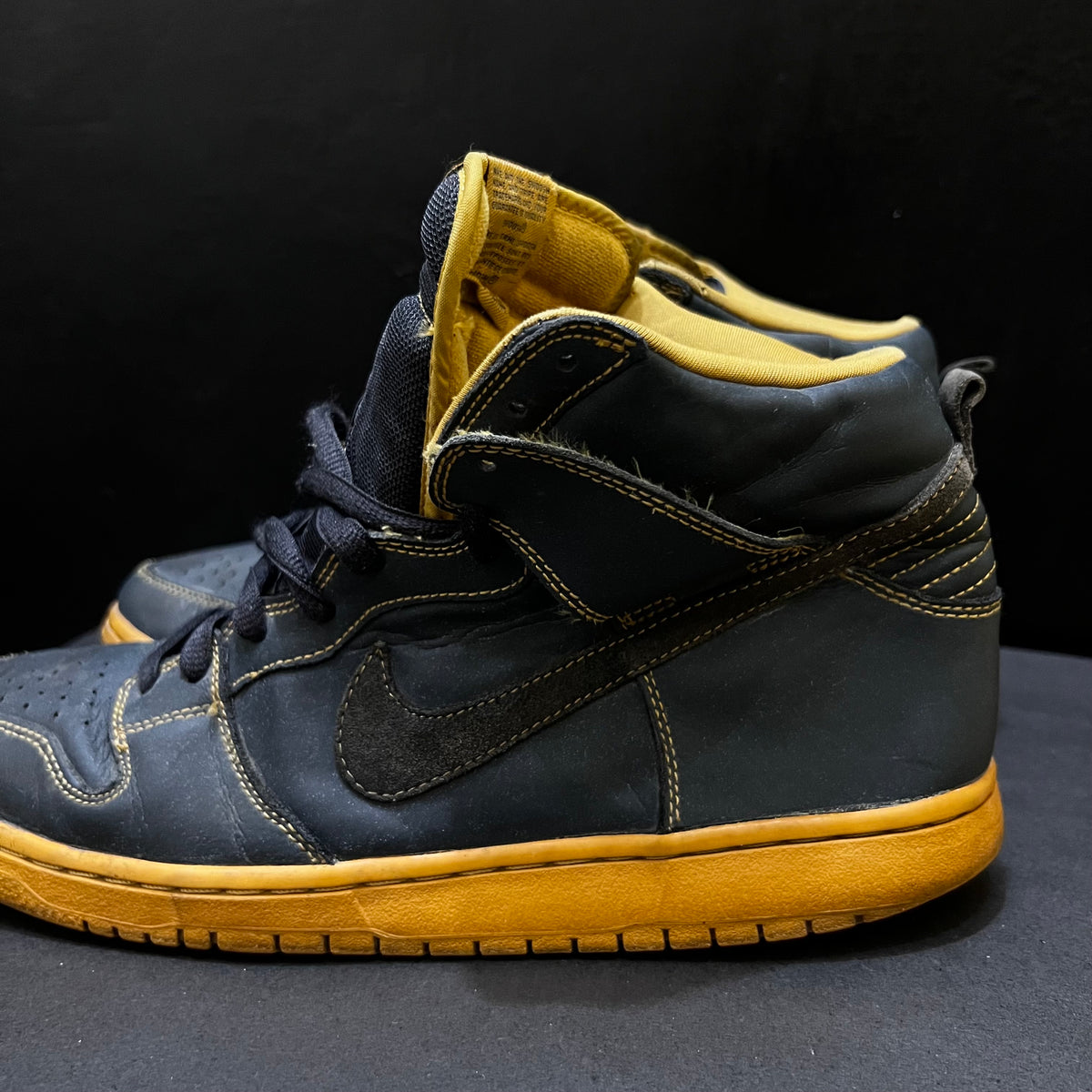Nike Dunk High Pro SB (Anthracite/Golden Straw) 🤎🤎 Size 10 & 11 Pak 🇵🇰