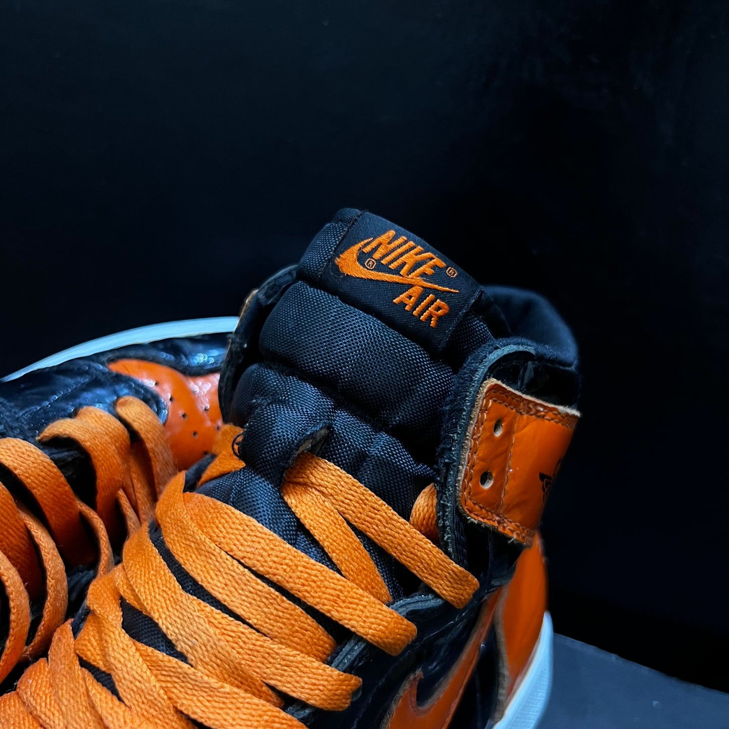 Air Jordan 1 Retro High OG 'Shattered Backboard 3.0' 🧡
Size 7 & 8 Pak 🇵🇰