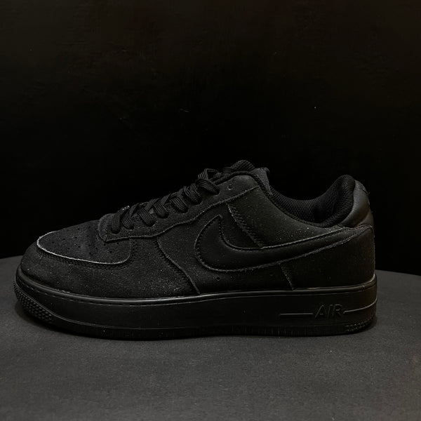 Nike Air Force Triple Black Stussy 🖤
Size 9 & 10 Pak 🇵🇰