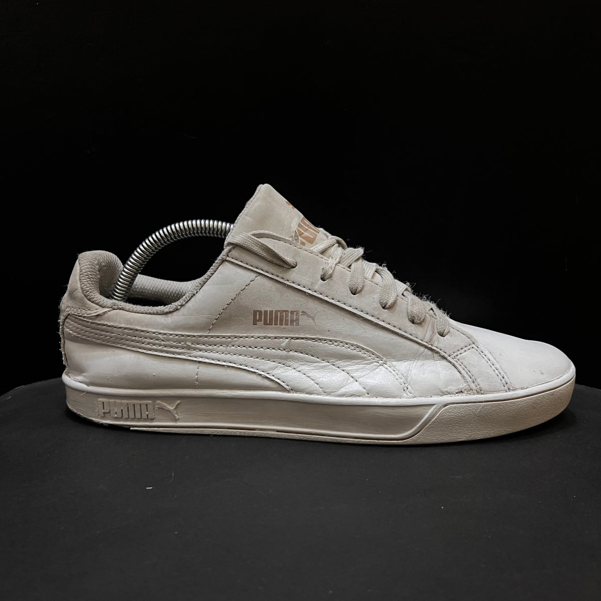 Puma Smash casual sneakers 🤍🤍 Size 9 & 10 Pak 🇵🇰