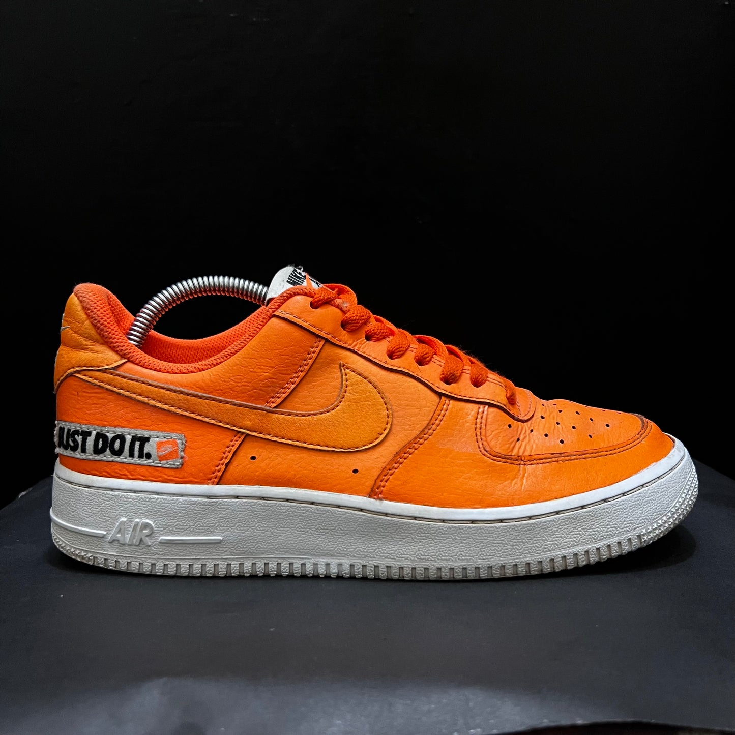 Nike Air Force 1 '07 Premium "Just Do It" ❤️
Size 7 & 8 Pak 🇵🇰