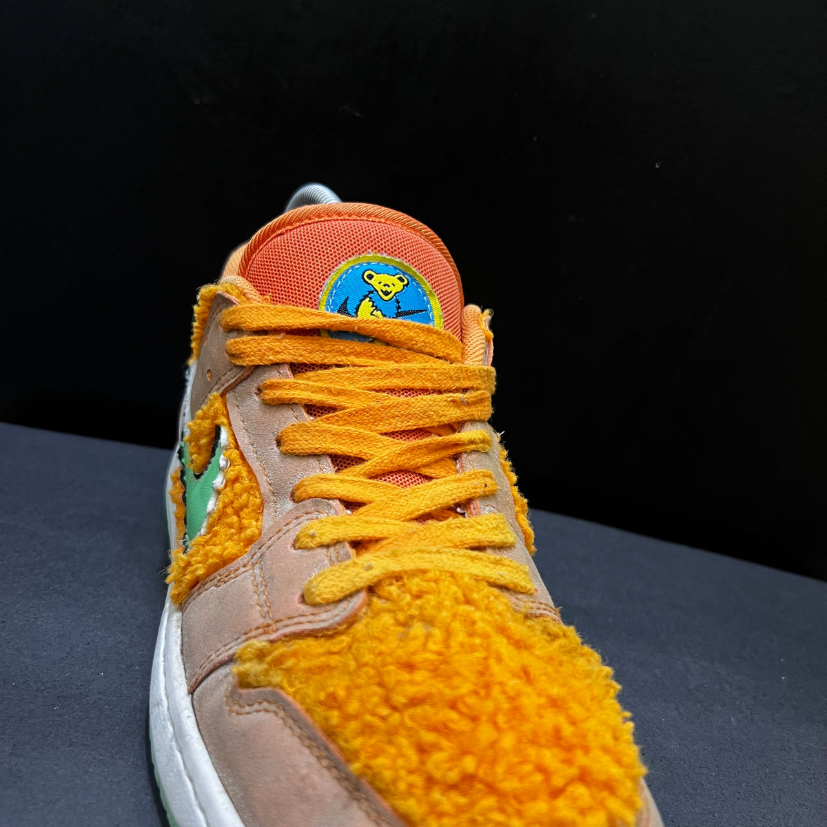 Nike SB Dunk Low Grateful Dead Bears Orange sneakers 🤩
Size 7 & 8 Pak 🇵🇰