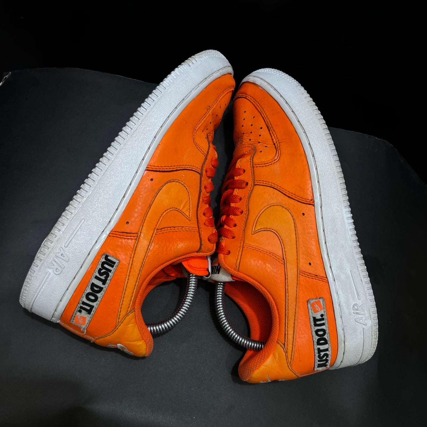 Nike Air Force 1 '07 Premium "Just Do It" ❤️
Size 7 & 8 Pak 🇵🇰