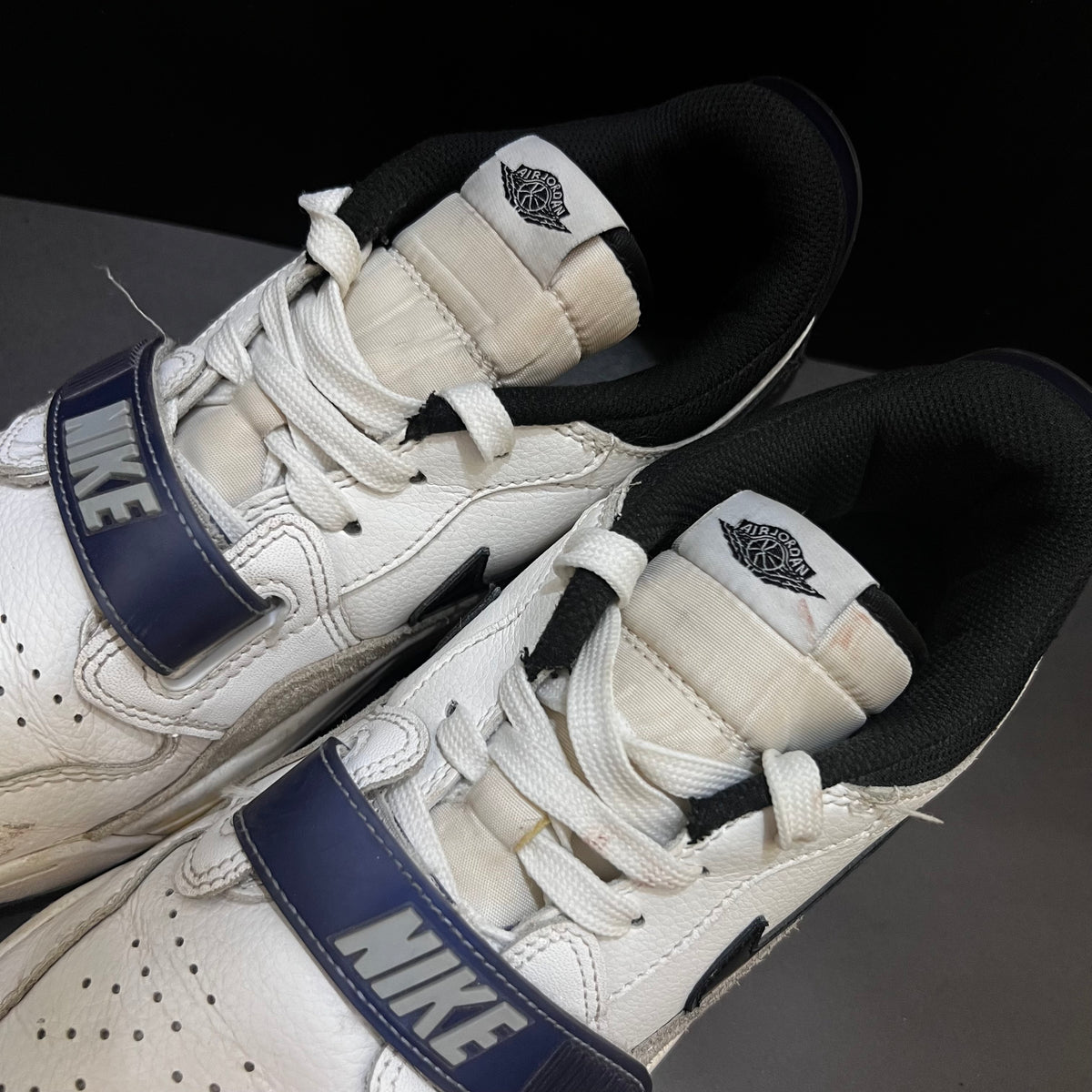 Air Jordan Legacy 312 🩵✅
Size 9 & 10 Pak 🇵🇰