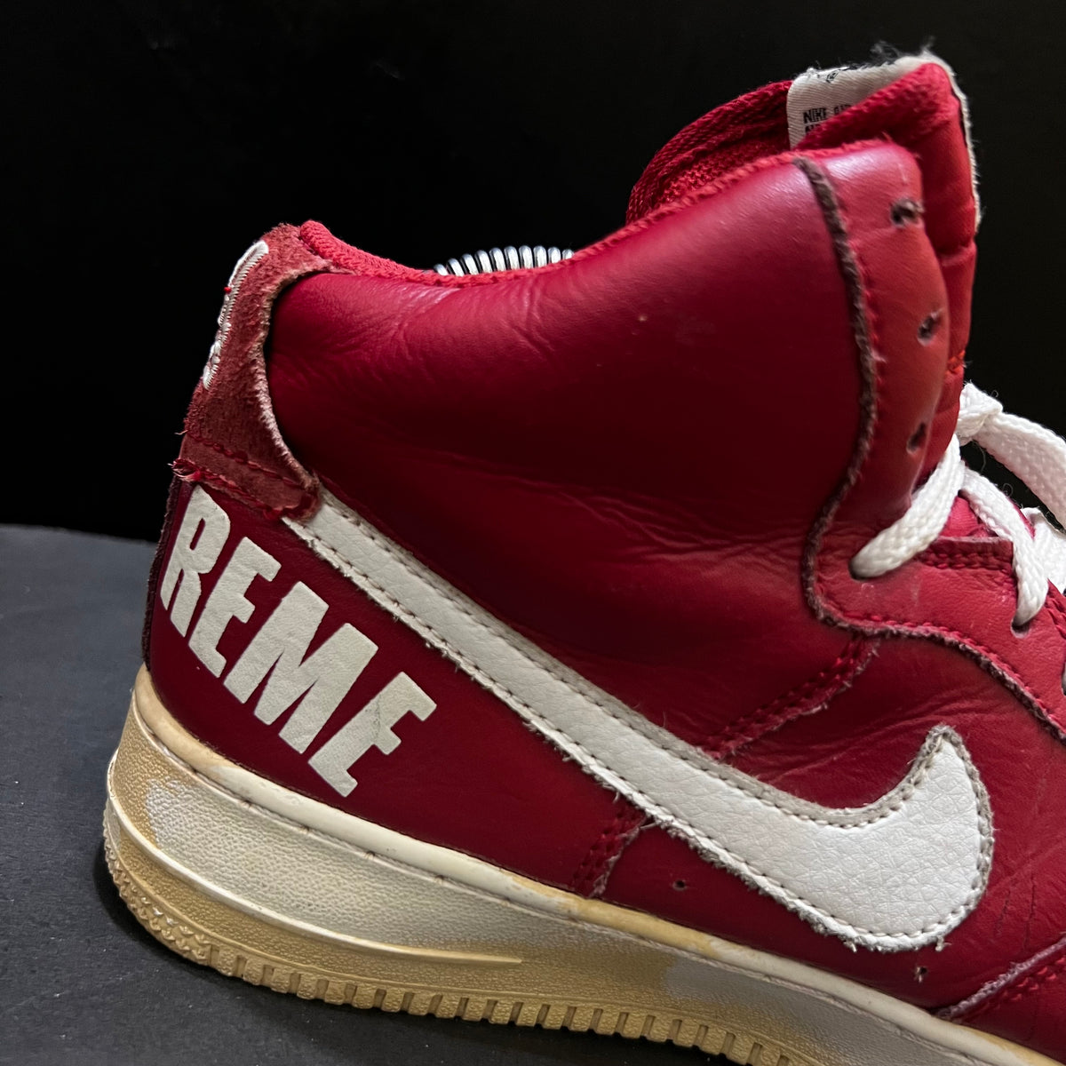 Red Supreme x Nike Air Force 1 High 🔥🥵 Size 6 & 7 Pak 🇵🇰