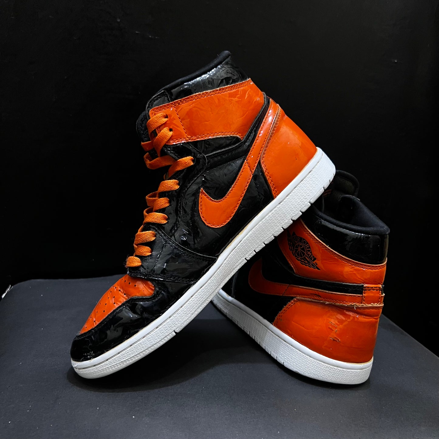 Air Jordan 1 Retro High OG 'Shattered Backboard 3.0' 🧡
Size 7 & 8 Pak 🇵🇰