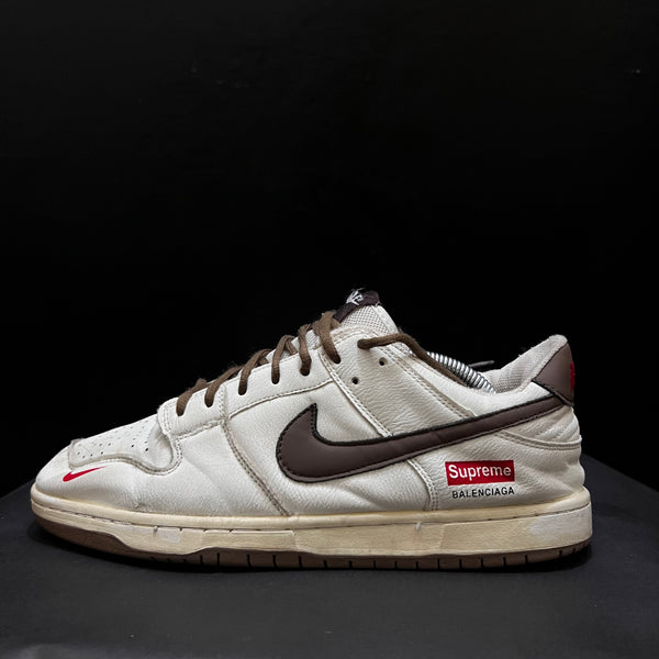 Nike Dunk Low Balenciga Sail 🤎
Size 9 & 10 Pak 🇵🇰