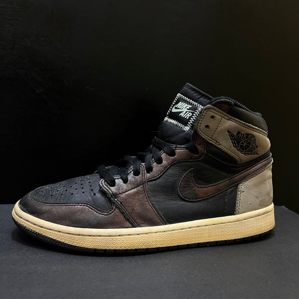 Air Jordan 1 Retro High OG Patina Rust Shadow 🤎
Size 9 & 10 Pak 🇵🇰