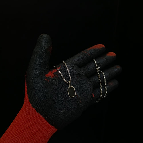 THE ONYX TAG Chain