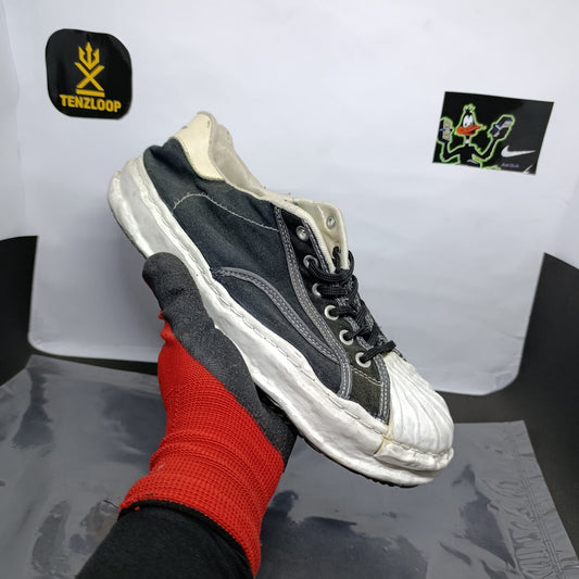 GN OG SOLE CANVAS LOW TOP SNEAKER 👟 Size 7 🇵🇰