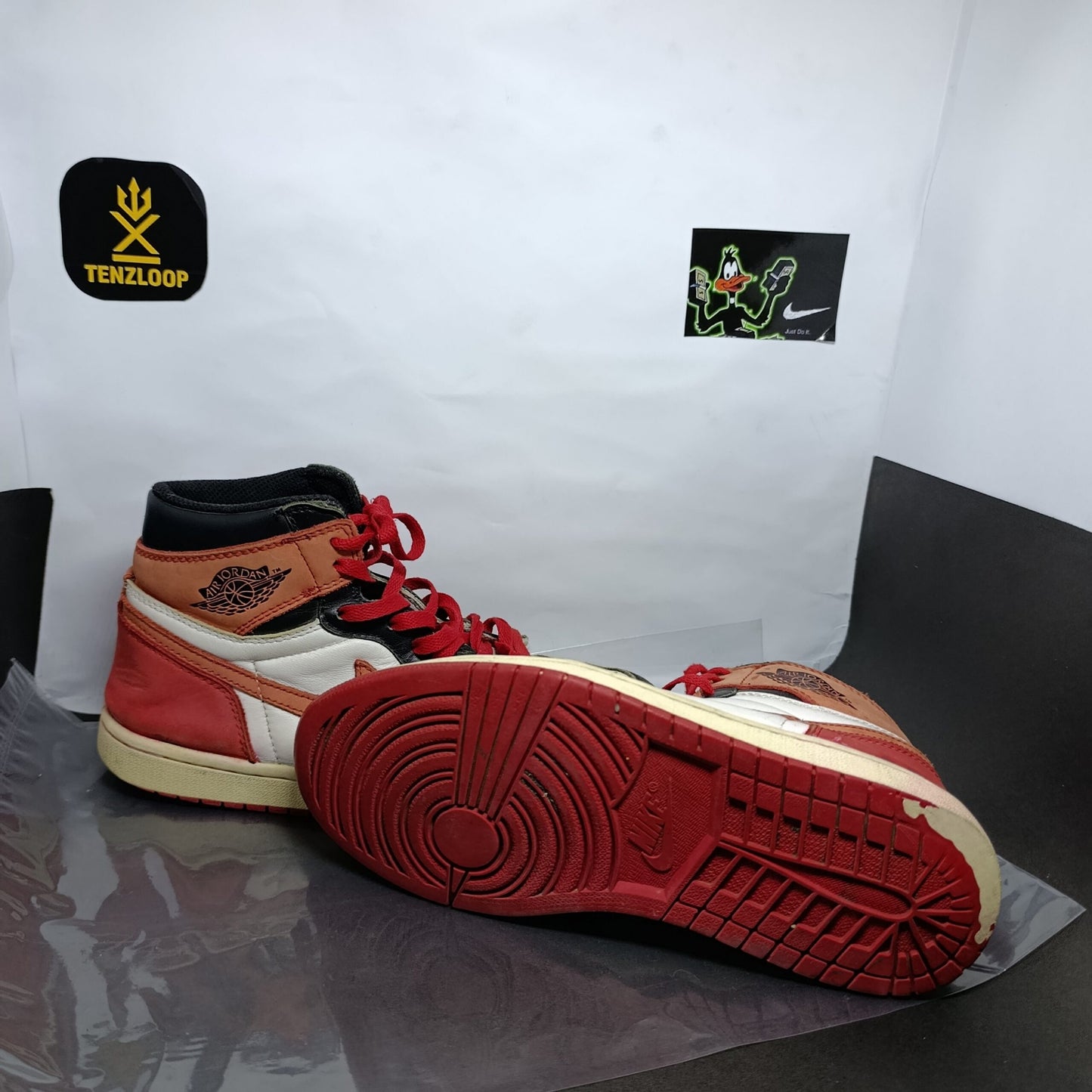 Jordan 1 Retro OG High ❤️😍 Size 6 & 7 Pak 🇵🇰