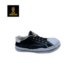 GN OG SOLE CANVAS LOW TOP SNEAKER 👟 
Size 7 🇵🇰