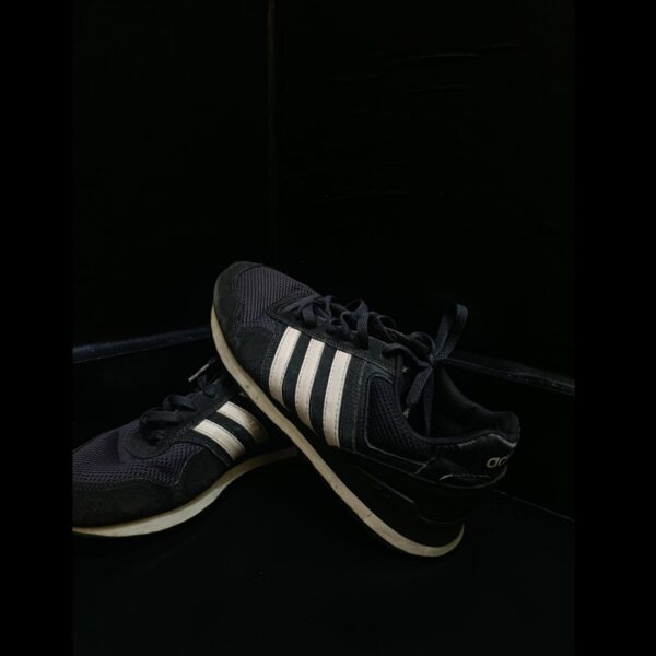 Adidas Neo 10K 🔥
Size 6 Pak 🇵🇰 - Image 2
