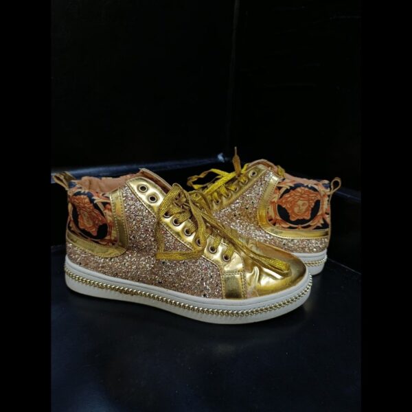 Versace Royal 🔥🔥🔥
Size 7 Pak 🇵🇰 - Image 2