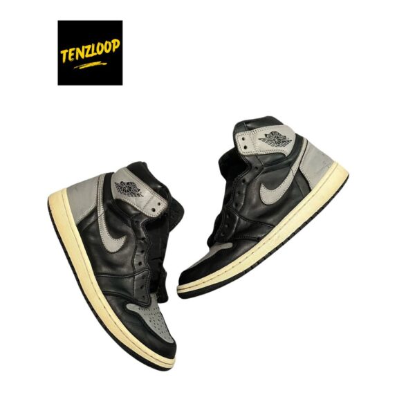 Air Jordan 1 Retro High 🔥
Size 7 Pak 🇵🇰