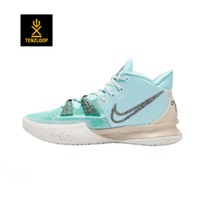 Nike Kyrie 7 Copa ✨
Size 10 & 11 Pak 🇵🇰