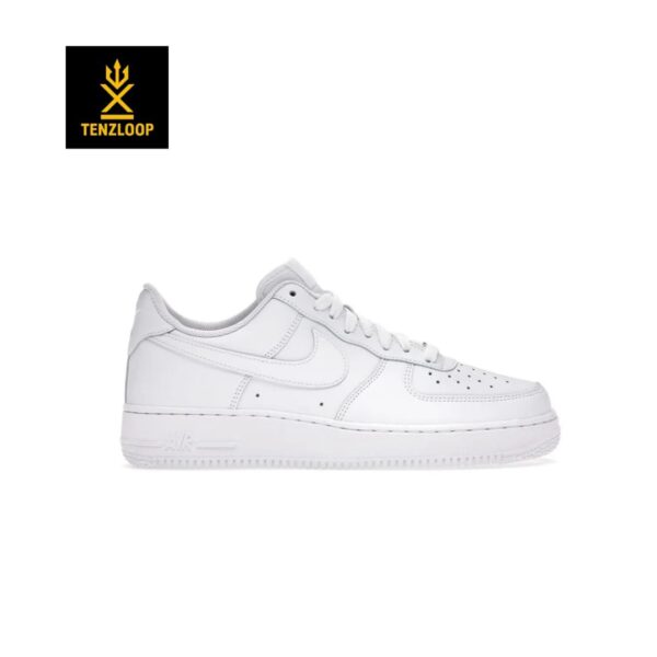 Nike Air Force 1 🔥
Size 6 & 7 Pak 🇵🇰