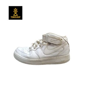 Nike Air Force 1 ❤️
Size 8 & 9 🇵🇰