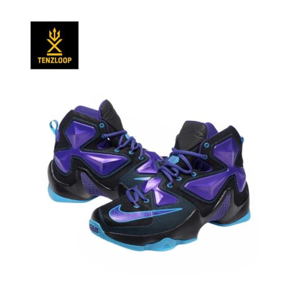 Sepatu Basket Nike Lebron 🔥
Size 9 & 10 Pak 🇵🇰