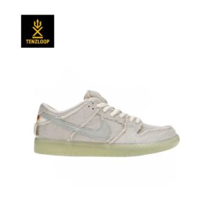 Nike SB Dunk Low Mummy ❤️
Size 7 & 8 Pak 🇵🇰