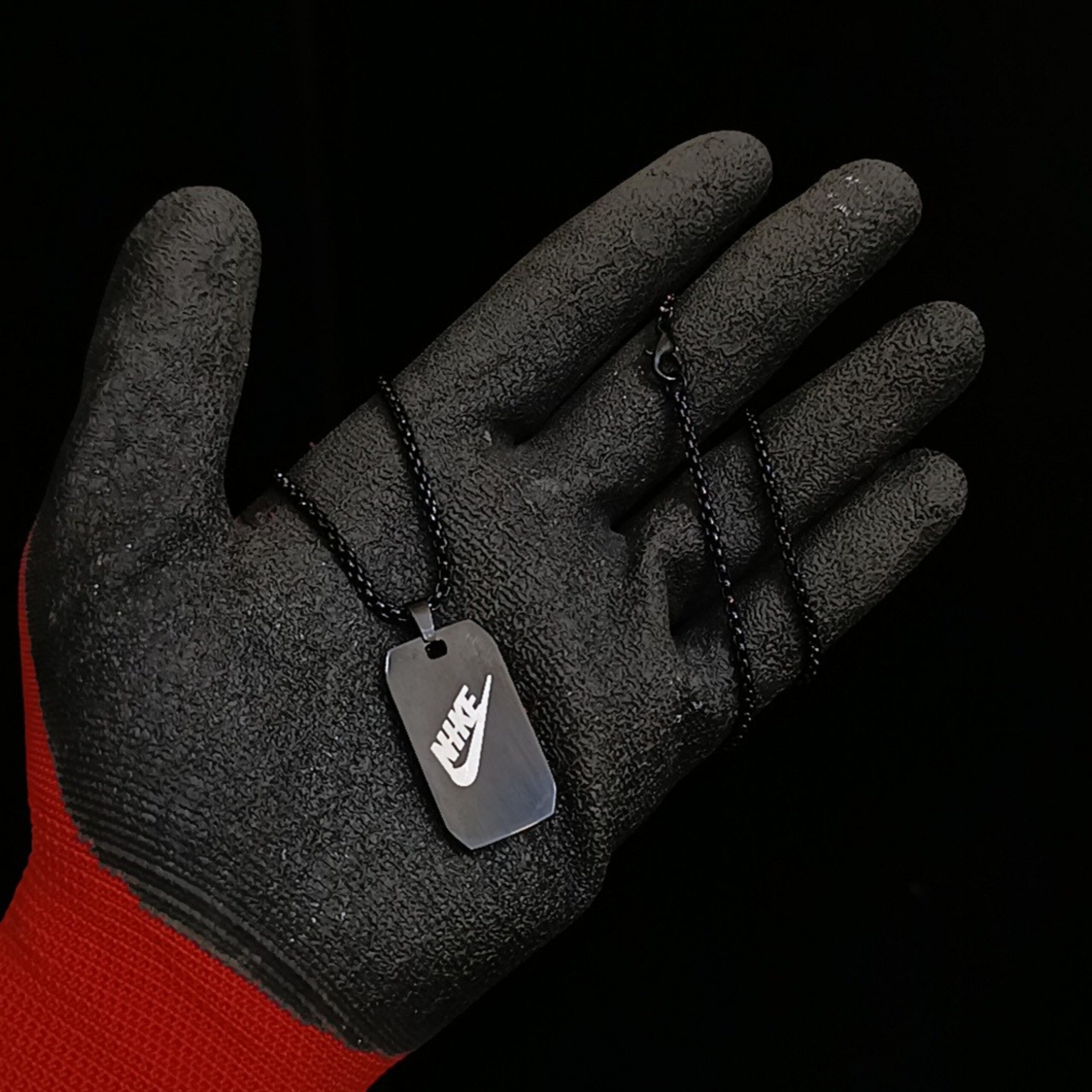 Nike Phantom Chain