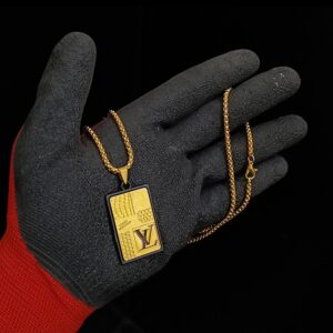Luxury LV Gold Pendant