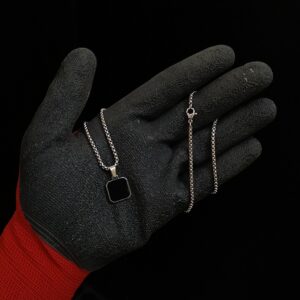 Eclipse Black Square Chain 🌑