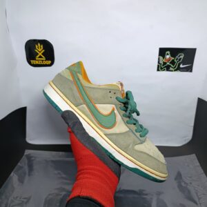 Otomo Katsuhiru x Nike Sb Dunk Low🔥
Size 9 & 10 Pak 🇵🇰