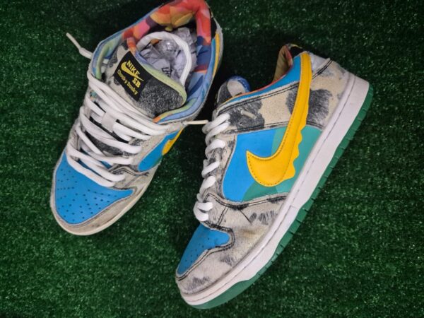 Original Nike SB Chunky Dunky Low X Ben & Jerry's (size US 9.5, EUR 43). 
UPC Verified
Rare pair... - Image 4