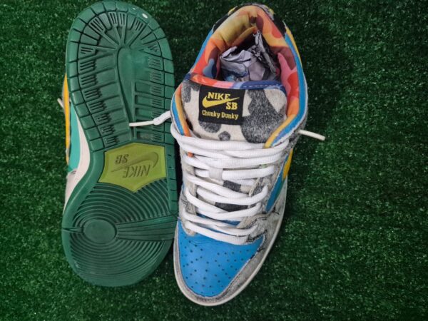Original Nike SB Chunky Dunky Low X Ben & Jerry's (size US 9.5, EUR 43). 
UPC Verified
Rare pair... - Image 2