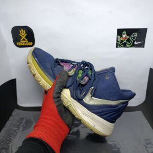 Nike Kyrie 5 EP ❤️
Size 10 & 11 Pak 🇵🇰