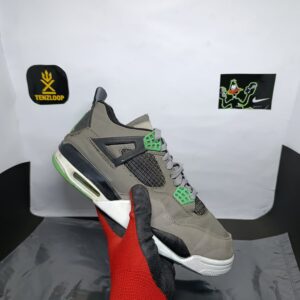 Jordan 4 Retro Green 🥰
Size 6 & 7 Pak 🇵🇰