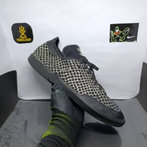 Adidas Samba MC 'Black Silver Metallic' 🤍🖤
Size 11 & 12 Pak 🇵🇰